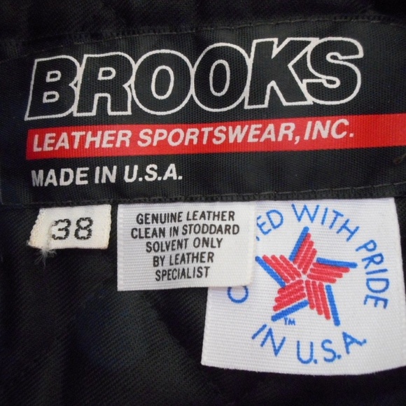 Vintage Size 38 Black Leather Cafe Racer Motorcycle Jacket USA Made - Picture 2 of 8